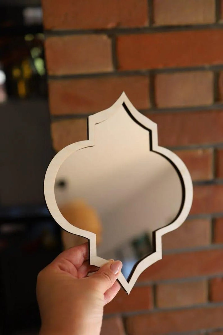 &nbsp;Modern Style Wall Mirror Décor Set – Decorative Acrylic Mirror Wall Art ( Pack of 04)