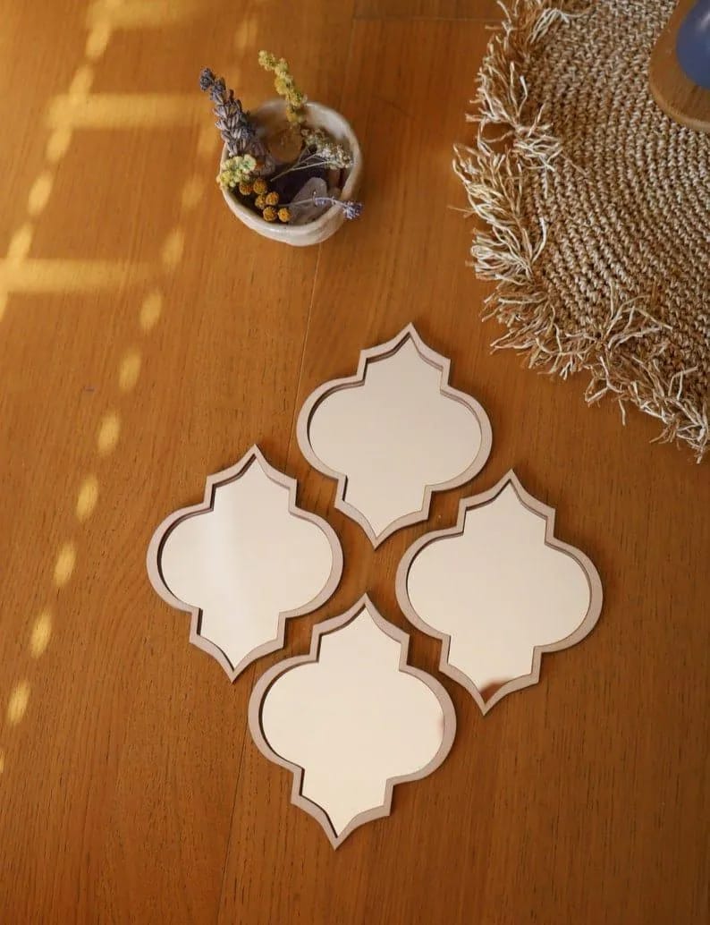 &nbsp;Modern Style Wall Mirror Décor Set – Decorative Acrylic Mirror Wall Art ( Pack of 04)